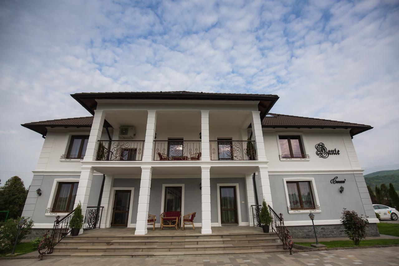 Conacul Dante Pianu de Jos Exterior foto